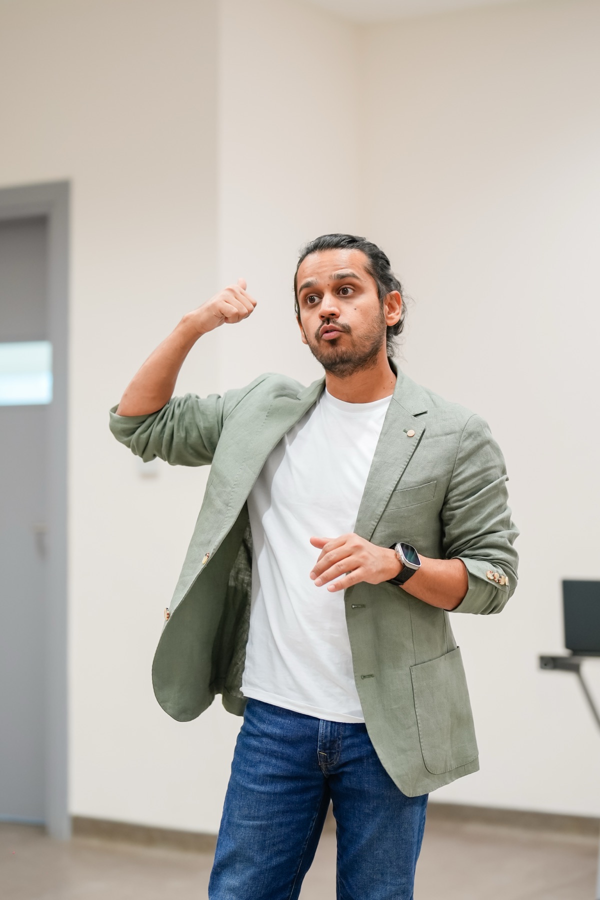 Yasir Rizvi, author and procurement leader