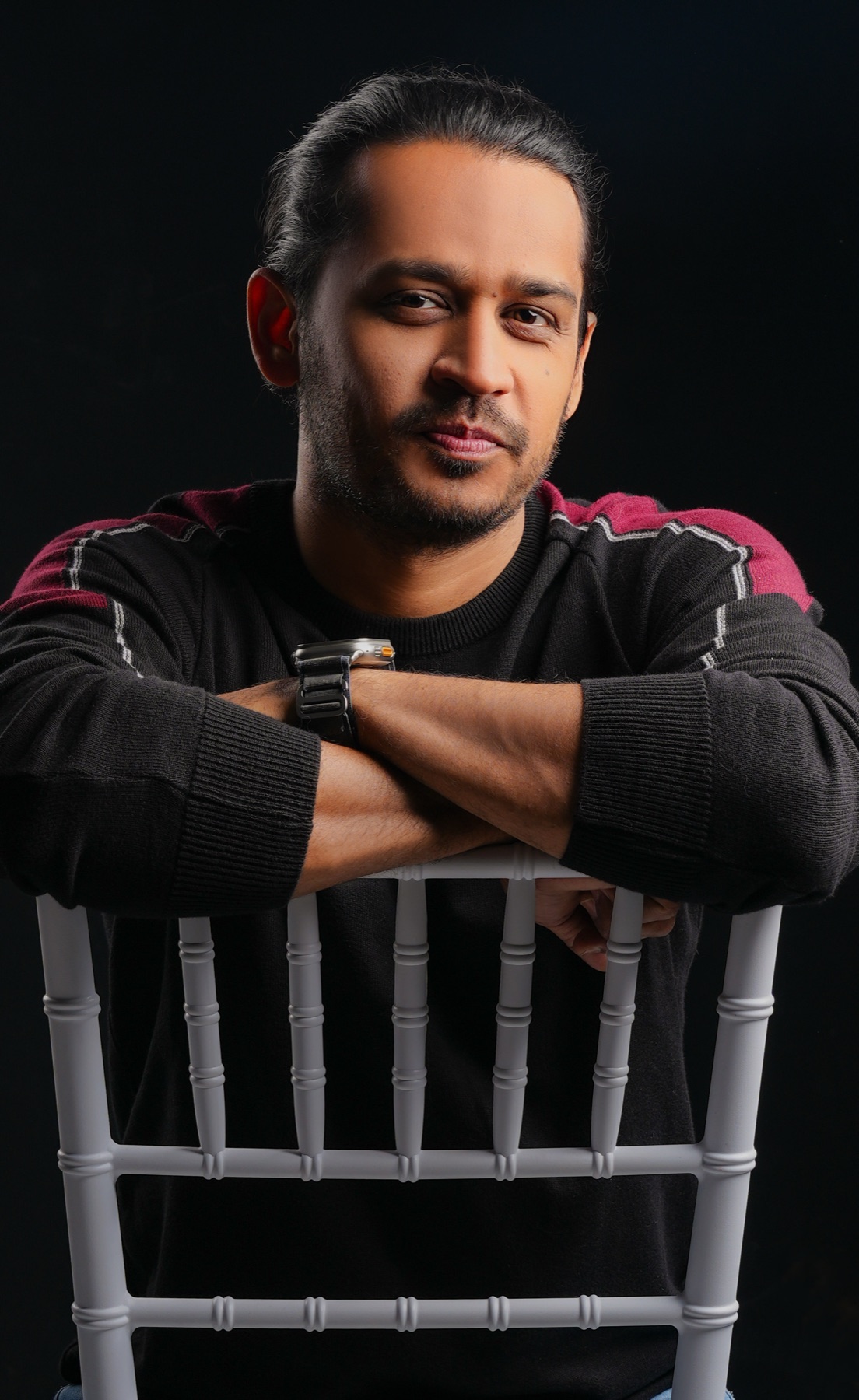 Portrait of Yasir Rizvi, author and procurement leader